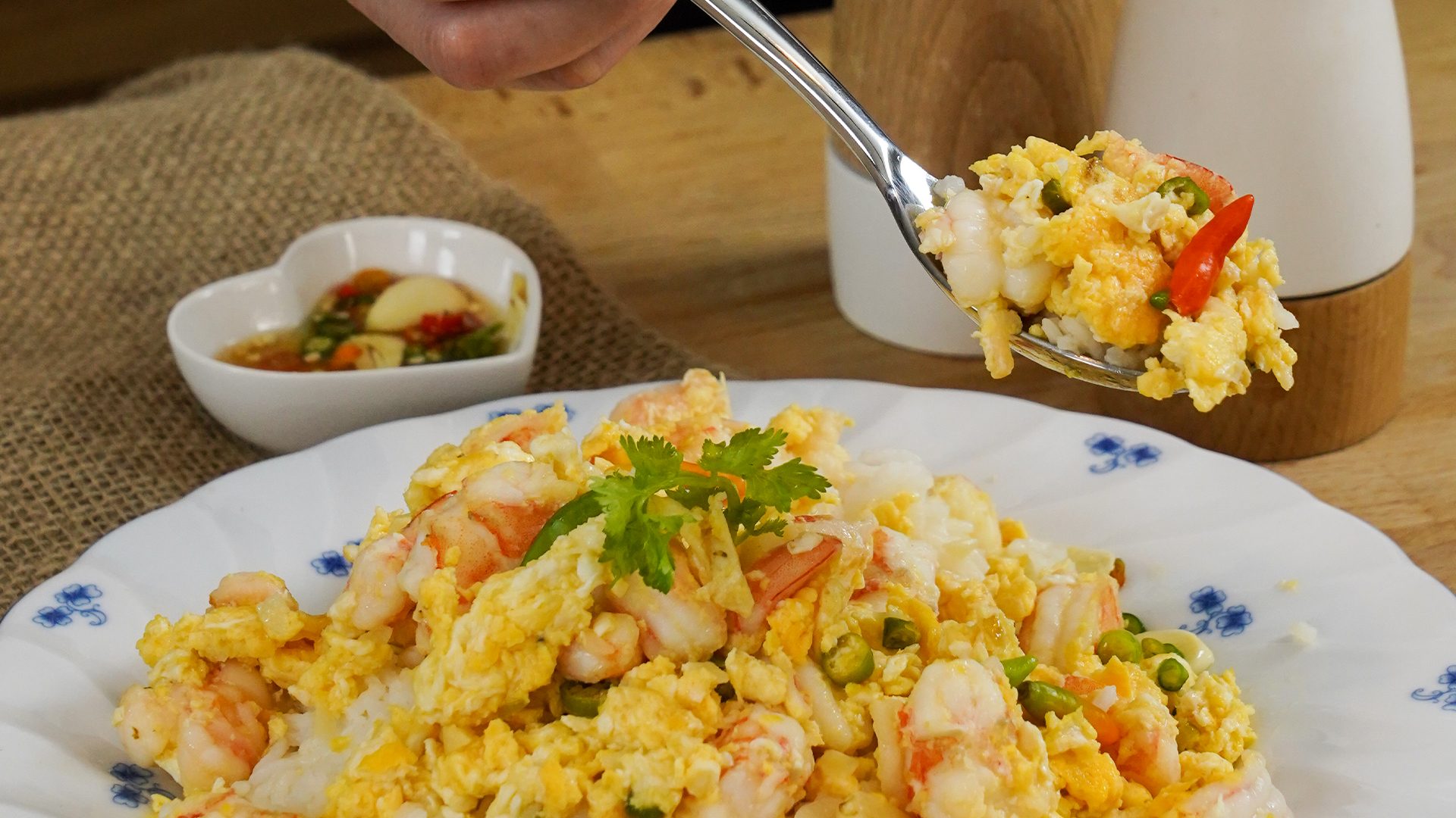 301_02 Shrimp Scrambled Eggs 1